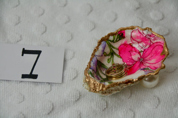 Oyster Trinket Dish (Pink Flower)