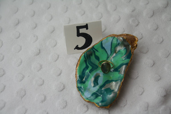 Oyster Trinket Dish (Unique Pattern)