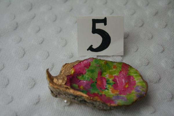 Oyster Trinket Dish (Floral)