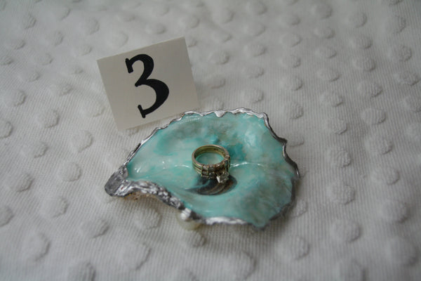 Oyster Trinket Dish (Ocean Water)