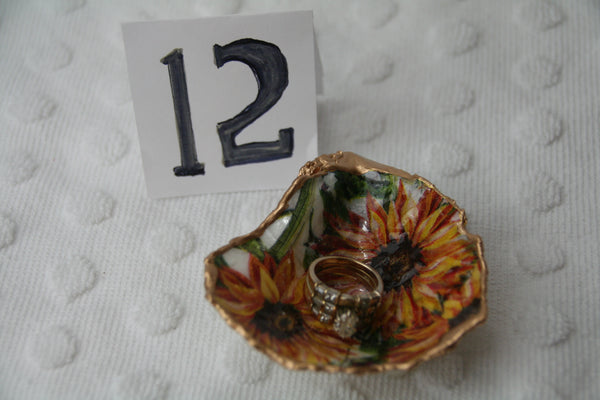 Oyster Trinket Dish (Fall Sunflowers)