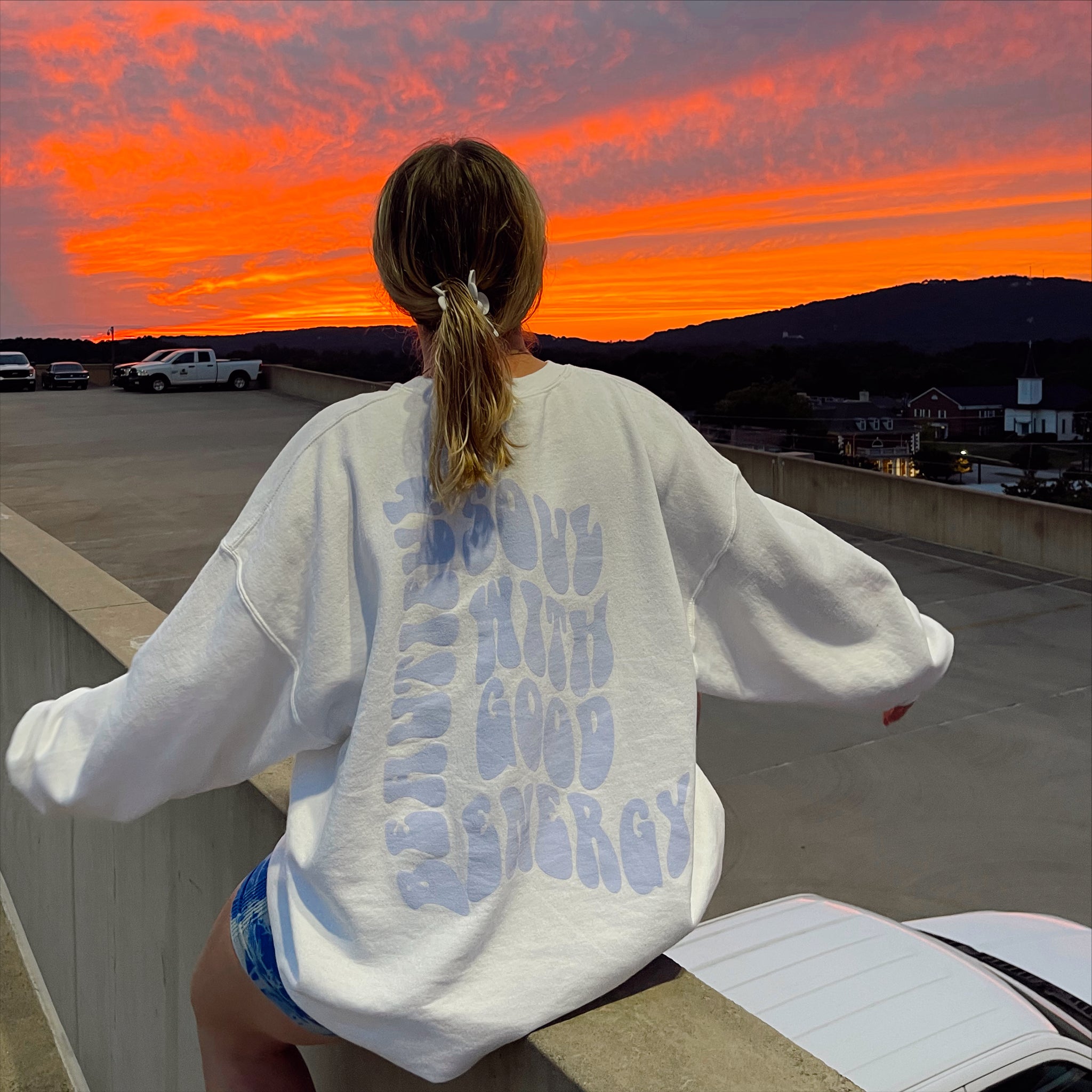 Beautiful Soul with Good Energy Sweatshirt (S-2XL)